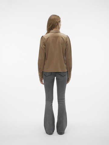 Camicia da donna 'CIANA' di VERO MODA in marrone