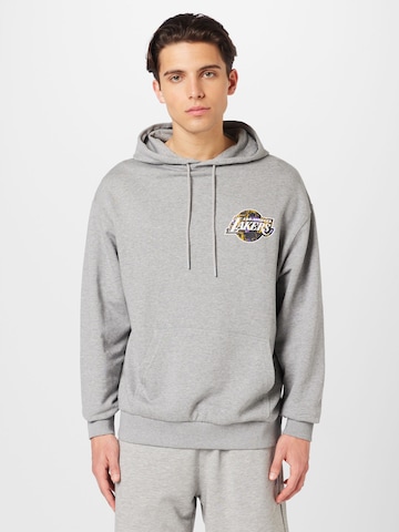 NEW ERA Athletic Sweatshirt 'Los Angeles Lakers' in Grey: front