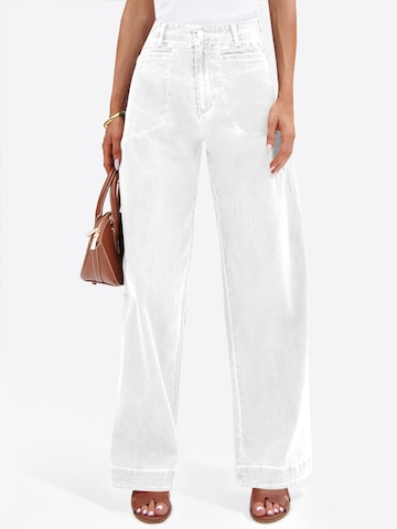 Imily Bela - Pierna ancha Vaquero en blanco: frente