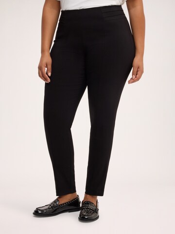 Coupe slim Pantalon Fiorella Rubino en noir