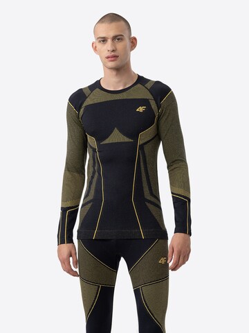 4F Funktionsshirt in Schwarz: Vorderseite