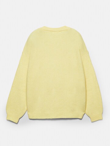 Pull&Bear Pullover in Gelb