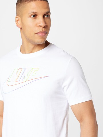 balta Nike Sportswear Marškinėliai 'Club'