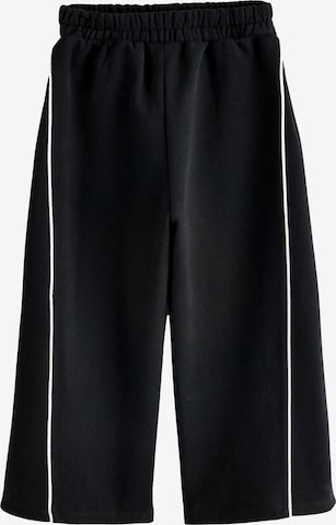 Next Wide Leg Urheiluhousut värissä musta: etupuoli