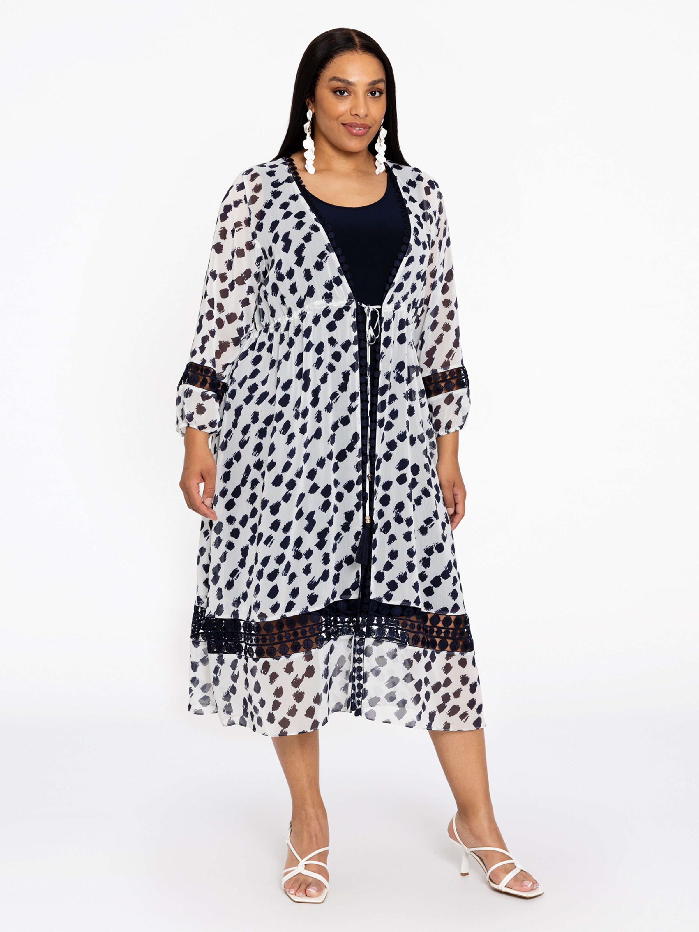 YOEK Knit cardigan in White: front