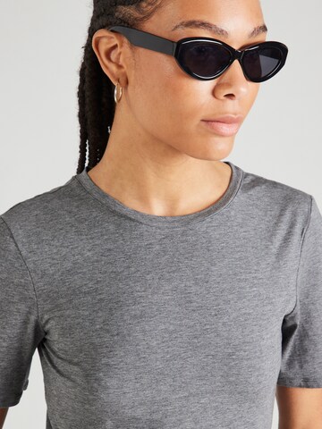 T-shirt 'Betrina' MSCH COPENHAGEN en gris
