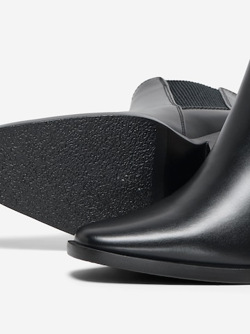 Boots chelsea 'ONLBrooke-4' di ONLY in nero