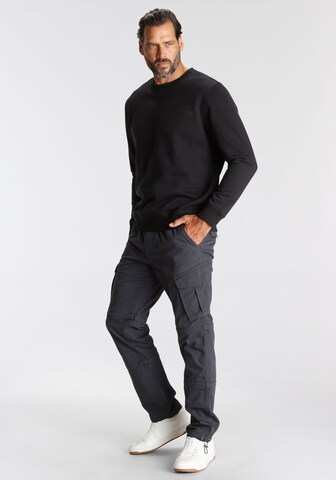 Man's World Sweatshirt in Black