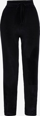 FRESHLIONS Regular Pants in Black: front