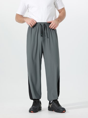 Youthup Tapered Workout Pants in Grey