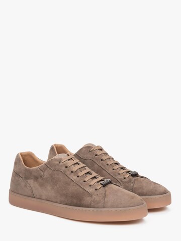 Estro Sneakers laag '03-588-90' in Bruin