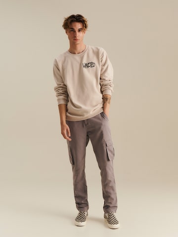 About You x Nils Kuesel Sweatshirt 'Enzo' in White