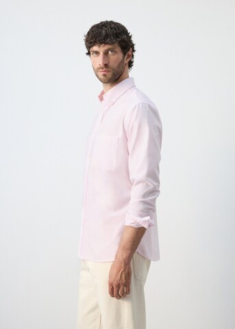 MANGO MAN Regular fit Button Up Shirt 'Oxli' in Pink