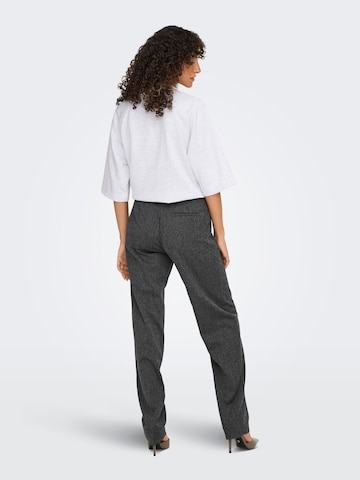 regular Pantaloni con pieghe 'ONLMARNIE' di ONLY in grigio