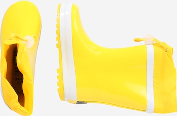 PLAYSHOES أحذية من المطاط بلون أصفر