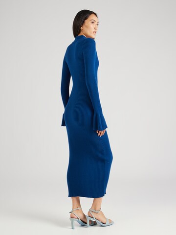 NA-KD Úpletové šaty – modrá