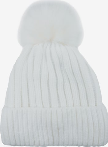 Kumixi Beanie in White: front