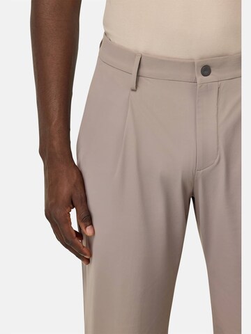 Boggi Milano Regular Pleat-front trousers in Grey