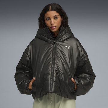 PUMA Jacke 'Essentials' in Schwarz: Vorderseite