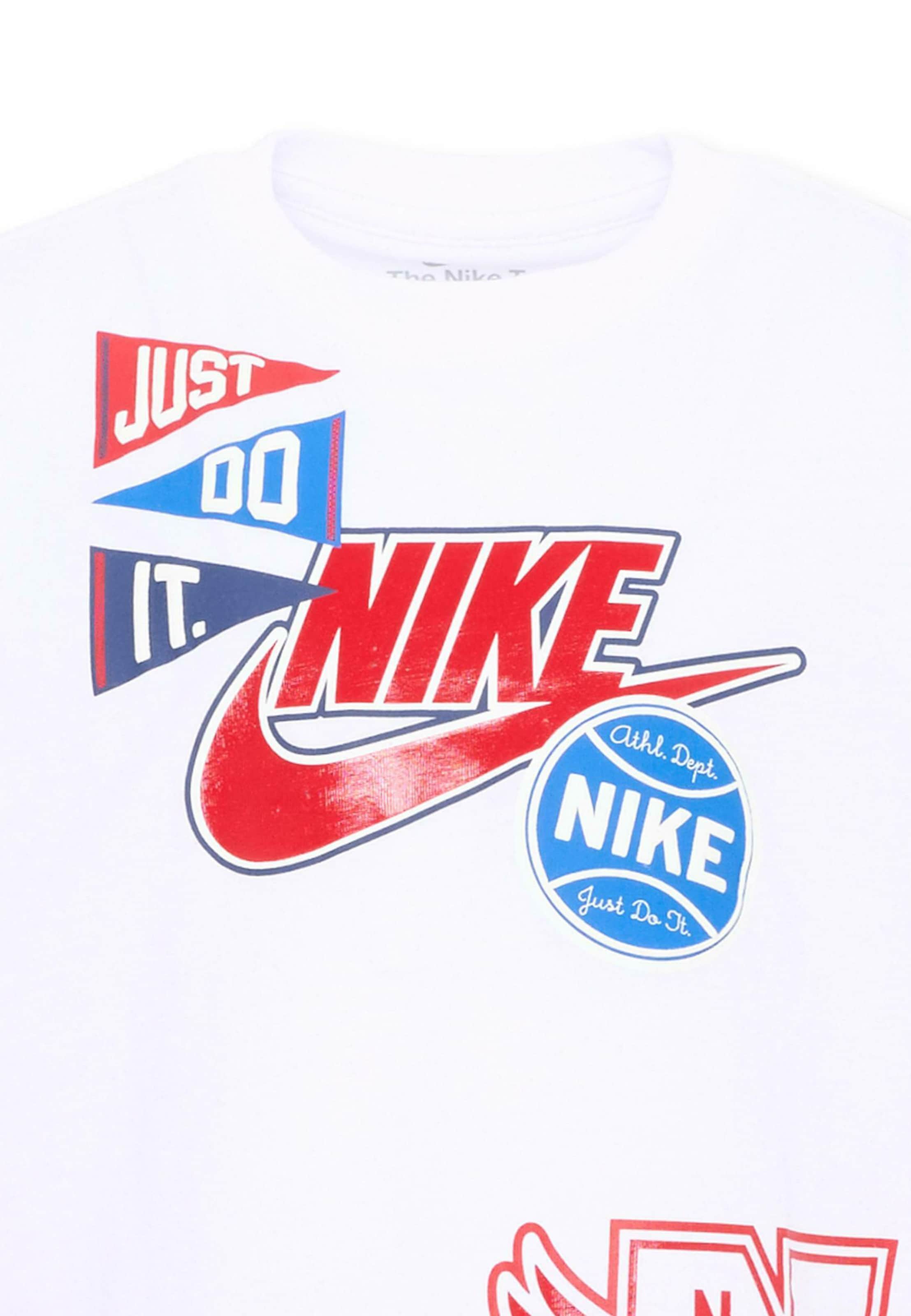 Nike Sportswear - Camiseta en blanco