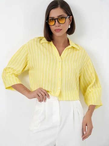 Bigdart Shirt in Yellow: front