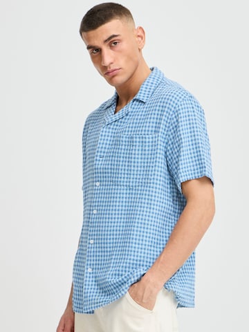 !Solid - Comfort Fit Camisa 'Orlando' em azul: frente