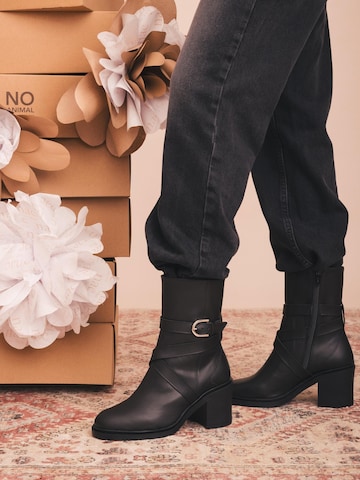 nae Vegan Shoes Kozačky 'Tulai' – černá: přední strana