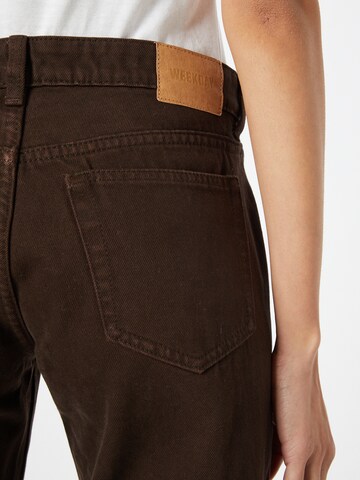 Regular Jeans 'Arrow' de la WEEKDAY pe maro