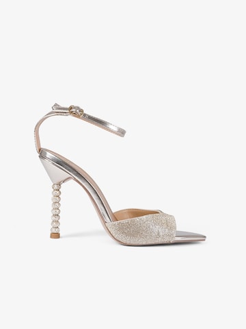 Sandalo di EXE in oro