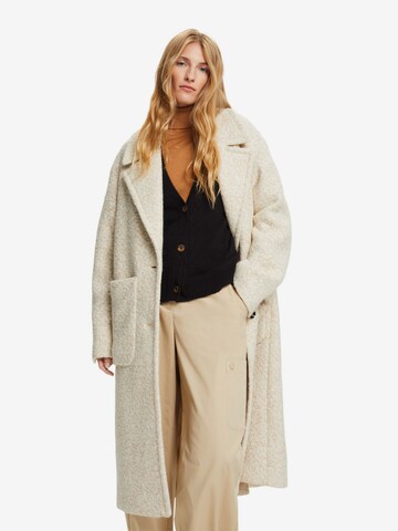 Manteau d’hiver ESPRIT en beige : devant