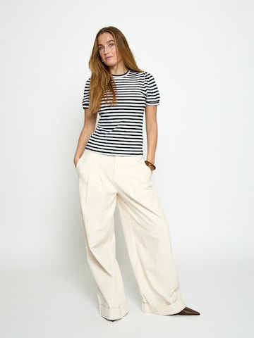 Top 'Johanna' di Peppercorn in nero