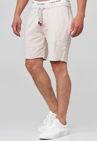 INDICODE JEANS Regular Shorts 'Aldrich' in Weiß: predná strana