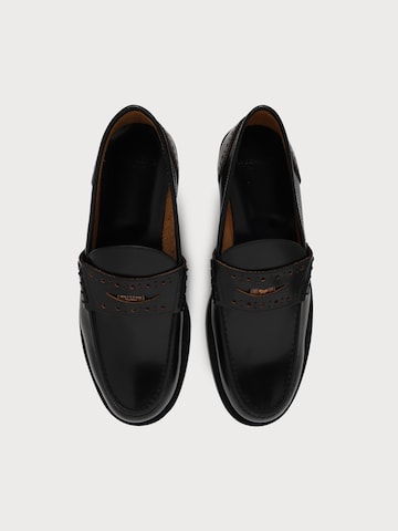 Chaussure basse 'WKACOLOMBA' Weekend Max Mara en noir