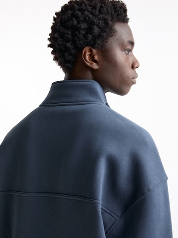 Pull&Bear Tréning póló - kék