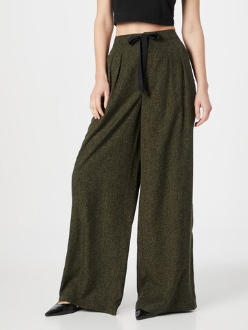 SCOTCH & SODA Wide leg Παντελόνι πλισέ 'Eleni' σε πράσινο: μπροστά