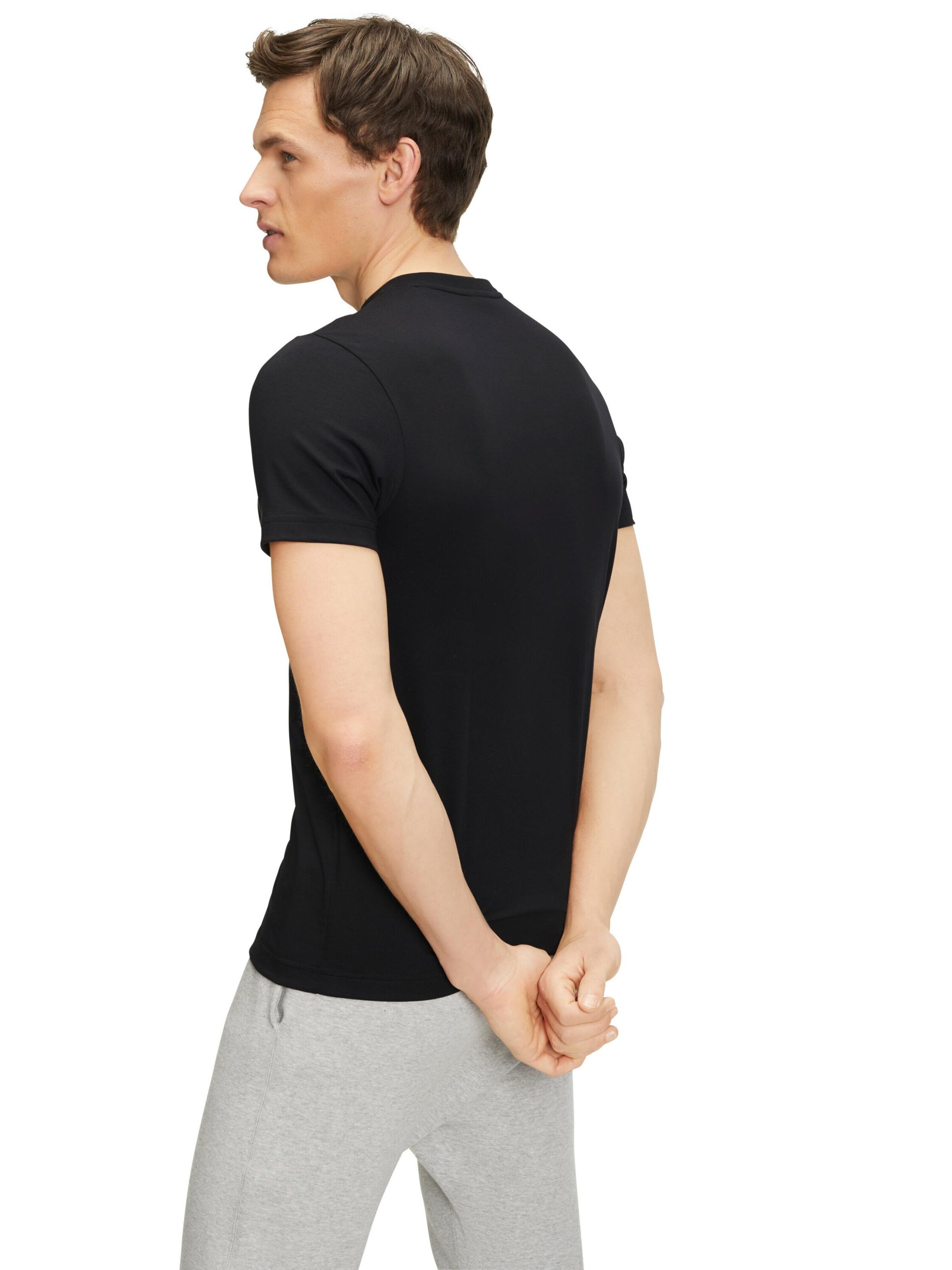 FALKE Shirt 'Essential' in Black