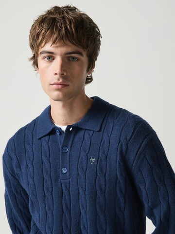 Next Pullover in Blau