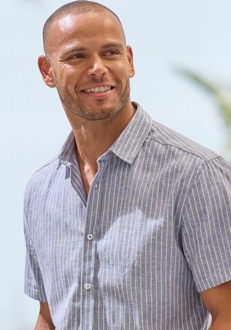 Regular fit Camicia di JOHN DEVIN in blu