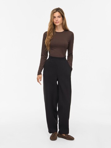 Barrel Pantaloni 'VIVera' di VILA in nero
