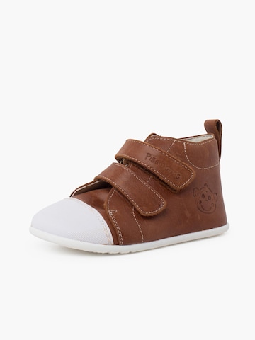 Pisamonas - Botas en marrón: frente