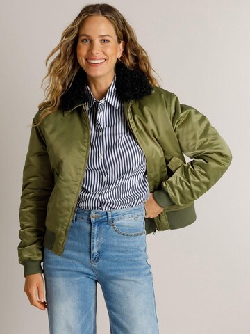 IVY BEAU Between-season jacket 'IVY Beau Didi green' in Green: front