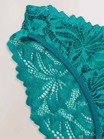 Next Slip in Blau