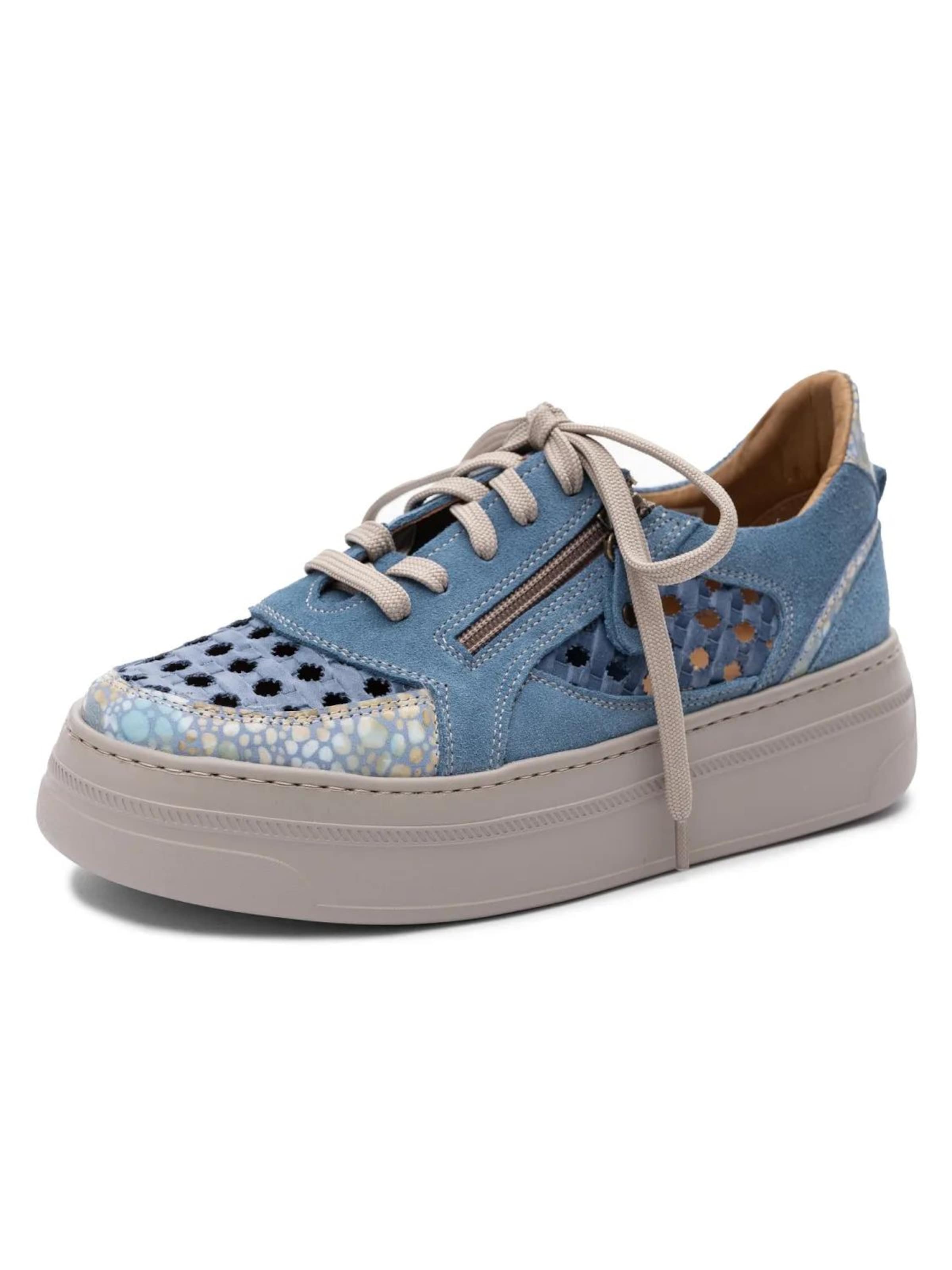 Maciejka Platform trainers '07317-06/00-1' in Blue: front