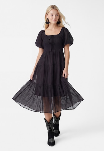 Robe d’été 'Boho' IZIA en noir