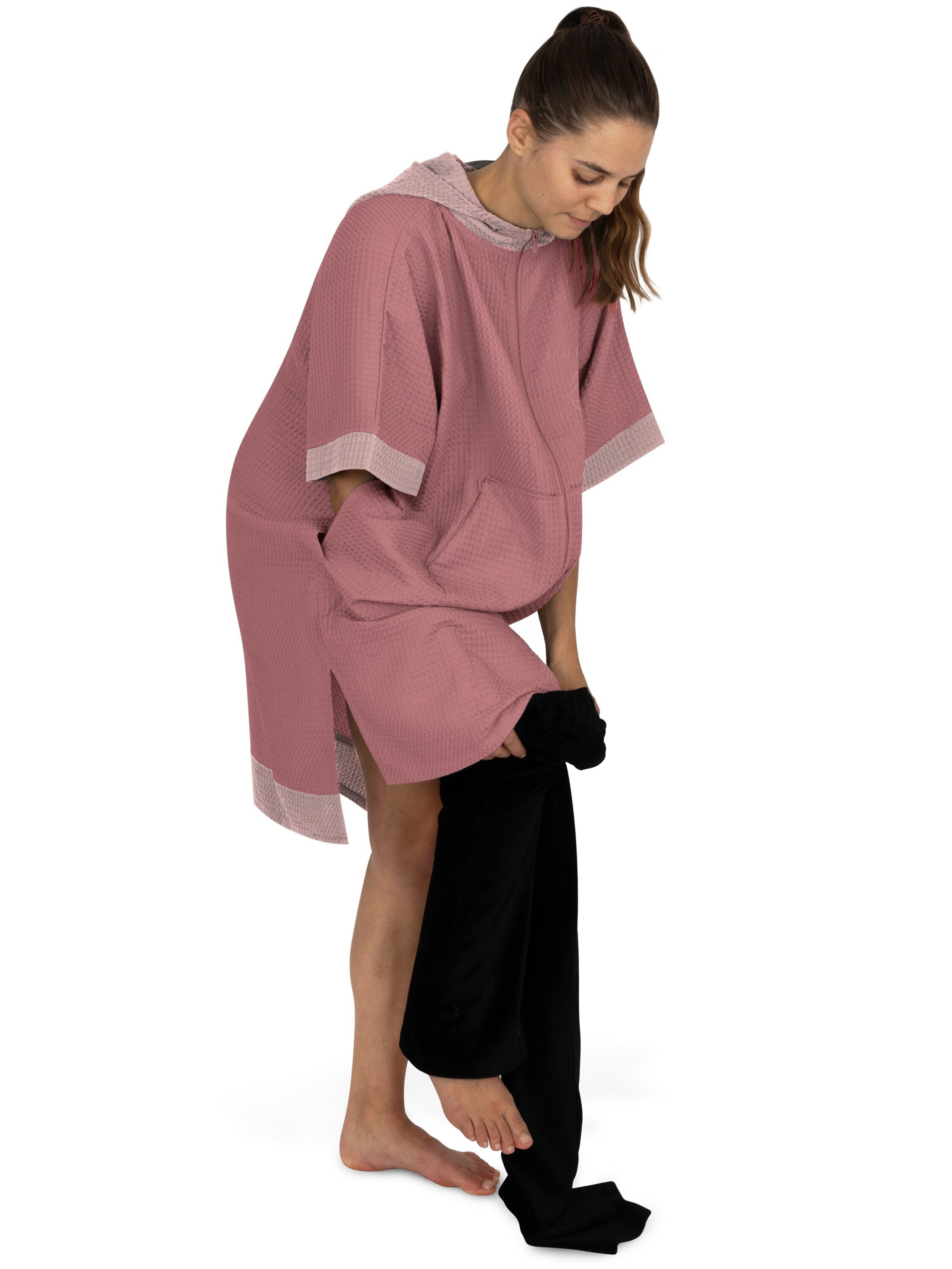 normani Badjas lang  in Roze