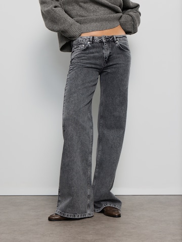 Wide Leg Jean 'Tilda' RÆRE by Lorena Rae en gris : devant
