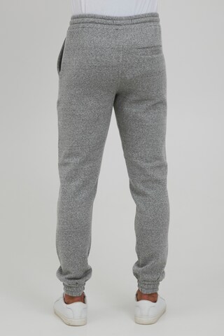 BLEND - Tapered Pantalón 'Gojko' en gris