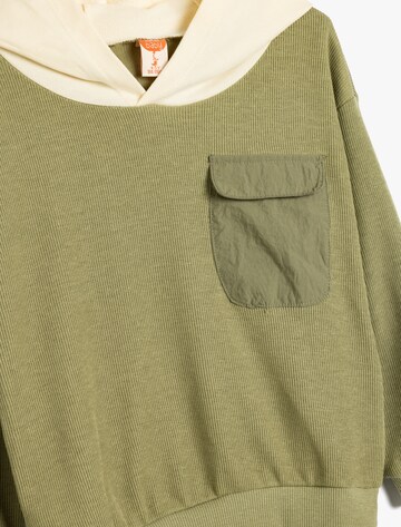 Koton Sweatshirt in Green