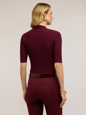MOTIVI - Jersey en rojo