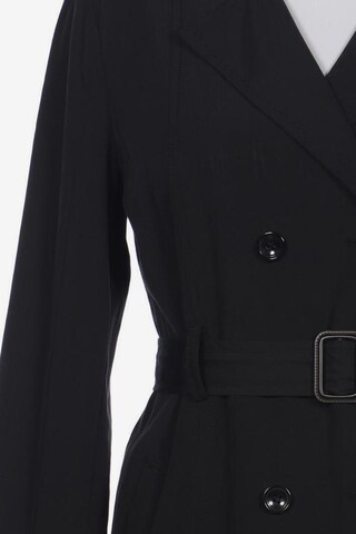 Manguun Jacket & Coat in M in Black